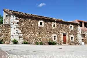 Cabanillas de la Sierra, Vivienda rural en la Calle Hospital, 13