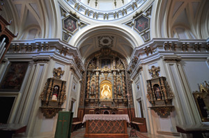 Cerro de los Ángeles, en Getafe, Altar Mayor de la Ermita de Nuestra Señora de los Ángeles Cerro de los Ángeles, en Getafe, Altar Mayor de la Ermita de Nuestra Señora de los Ángeles