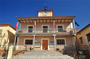 Montejo de la Sierra, Ayuntamiento