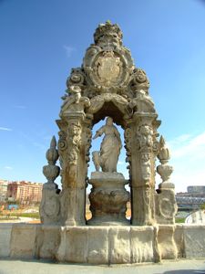 Madrid, Puente de Toledo, Santa María de la Cabeza