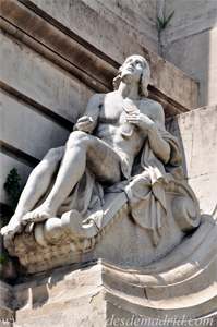 Monumento a Miguel de Cervantes. Misticismo
