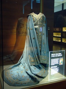 Museo del Traje, Manto de la Real Orden de Carlos III