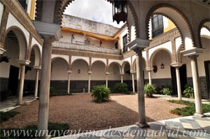 Sevilla, Patio de la Casa Palacio de los Moreno de la Cova