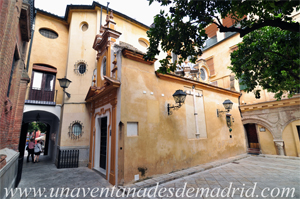 Sevilla, Capilla de los Desamparados y Cruz de los Polaineros