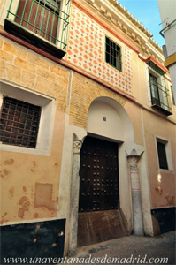 Sevilla, Portada del lado de la Epstola de la iglesia
